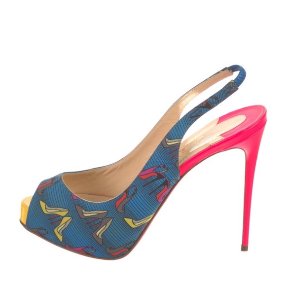 ***Sold***Christian Louboutin 35.5 - Picture 4 of 10